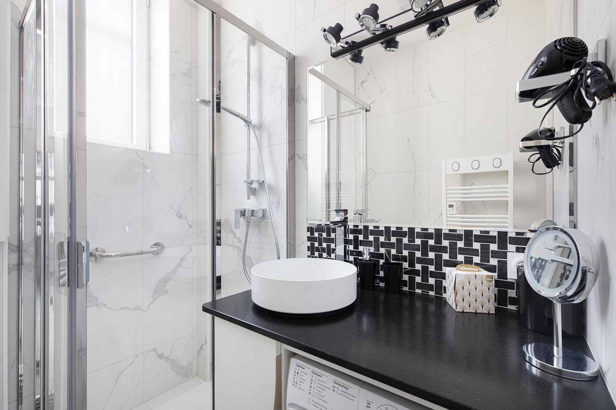 Les Montgolfieres, 2 Pieces, Porte De Versailles Apartamento París